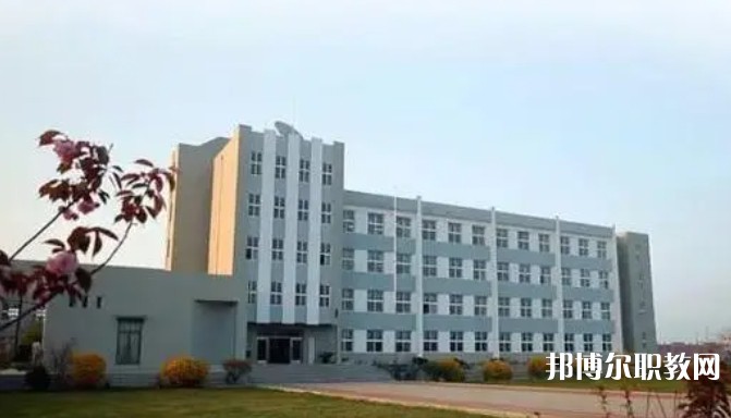 長(zhǎng)?？h中等職業(yè)技術(shù)專業(yè)學(xué)校地址，乘車路線