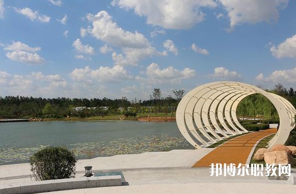 鞍山市現代服務學校網站網址主頁