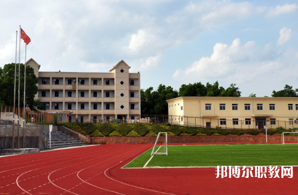 2025楚雄公辦中專學校最新排名前三名單