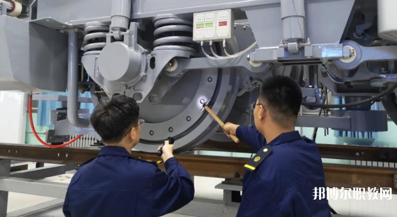 甘肅2025年鐵路學校學什么比較好