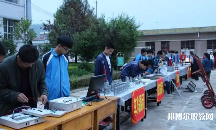 甘肅2025年學鐵路學校哪個學校好