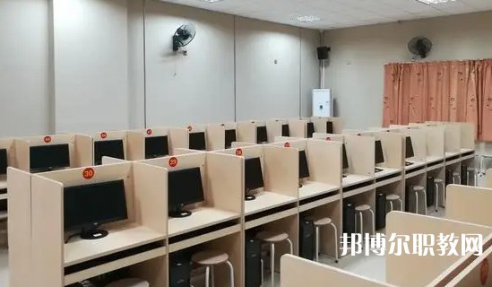 2025保定職業學校最新排名前三名單