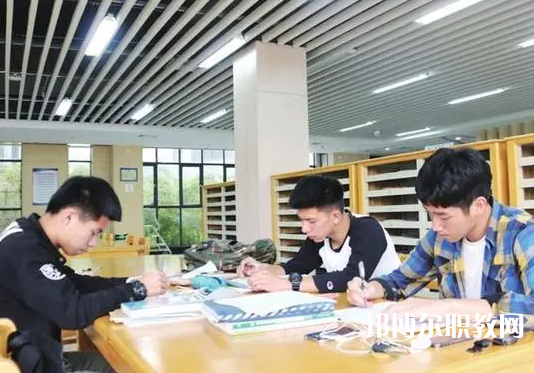 2025重慶中專學校最新排名前三名單