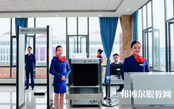 自貢2025年女生初中畢業上鐵路學校
