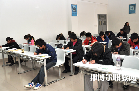 四川2025年沒有畢業證可以讀消防技術工程學校嗎